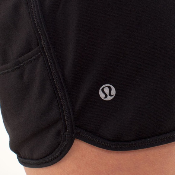 Lululemon Strength and Tone Shorts in Black. Size 4. Pristine Condition. - Picture 5 of 7